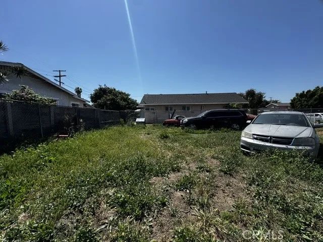 8501 Towne, Los Angeles, CA 90003