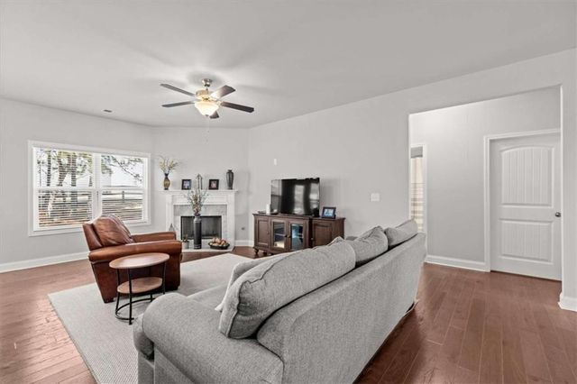 197 Meriwether Lane, Villa Rica, GA 30180