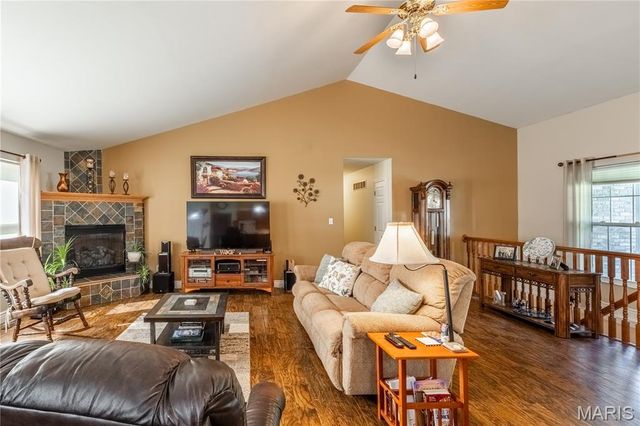 6803 Autumn Cove, Byrnes Mill, MO 63051