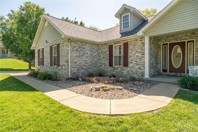 6803 Autumn Cove, Byrnes Mill, MO 63051