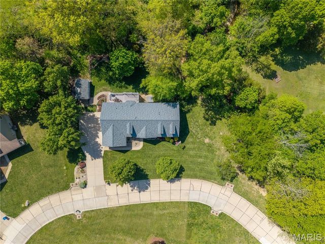 6803 Autumn Cove, Byrnes Mill, MO 63051