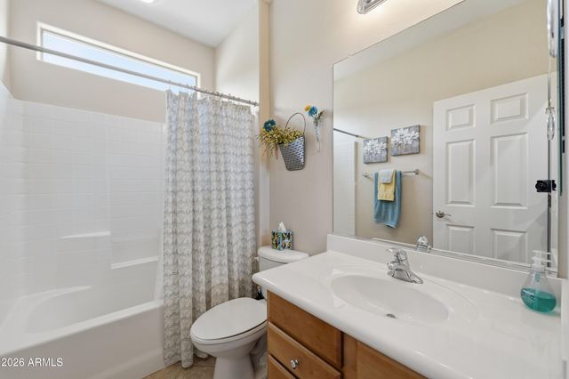 4073 E CAROB Drive, Gilbert, AZ 85298