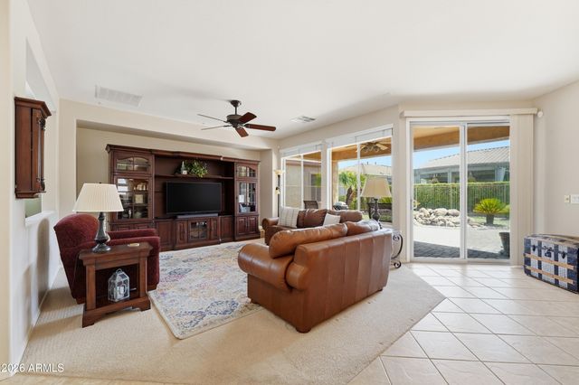 4073 E CAROB Drive, Gilbert, AZ 85298