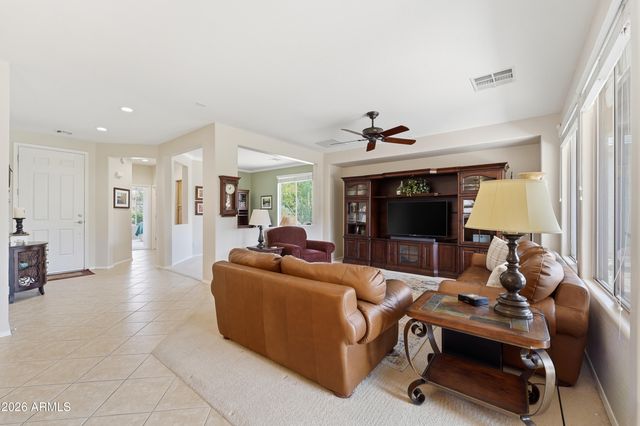4073 E CAROB Drive, Gilbert, AZ 85298