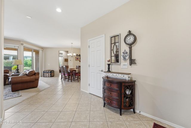 4073 E CAROB Drive, Gilbert, AZ 85298
