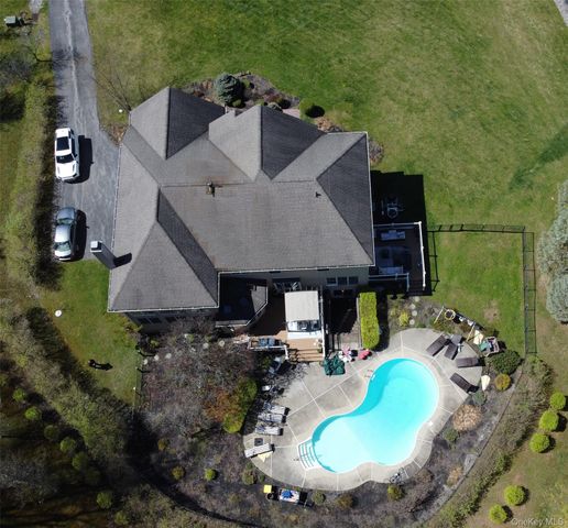 194 Devon Farms Road, Stormville, NY 12582