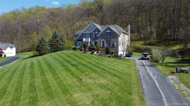 194 Devon Farms Road, Stormville, NY 12582