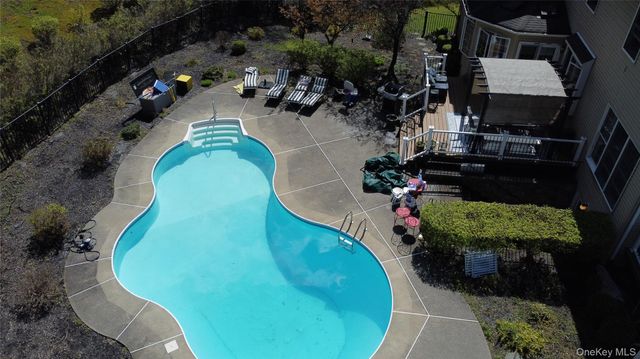 194 Devon Farms Road, Stormville, NY 12582
