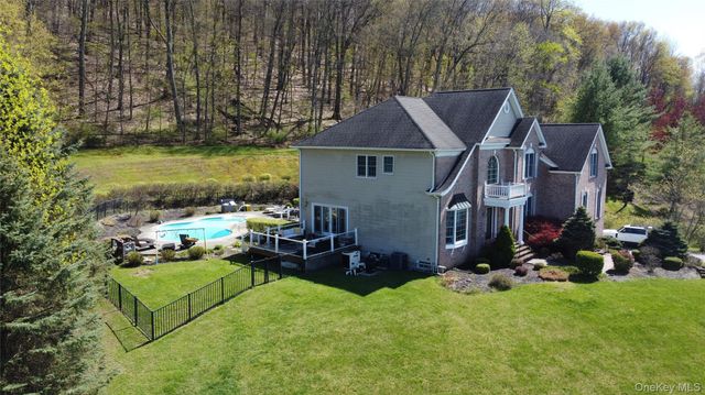194 Devon Farms Road, Stormville, NY 12582