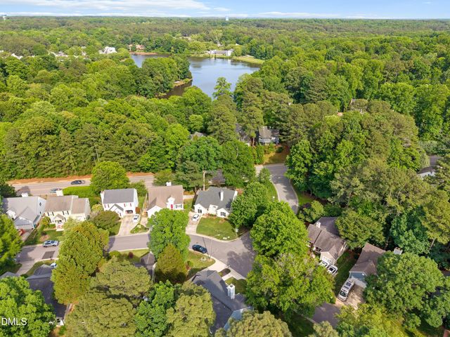 114 Cambrian Way, Cary, NC 27511
