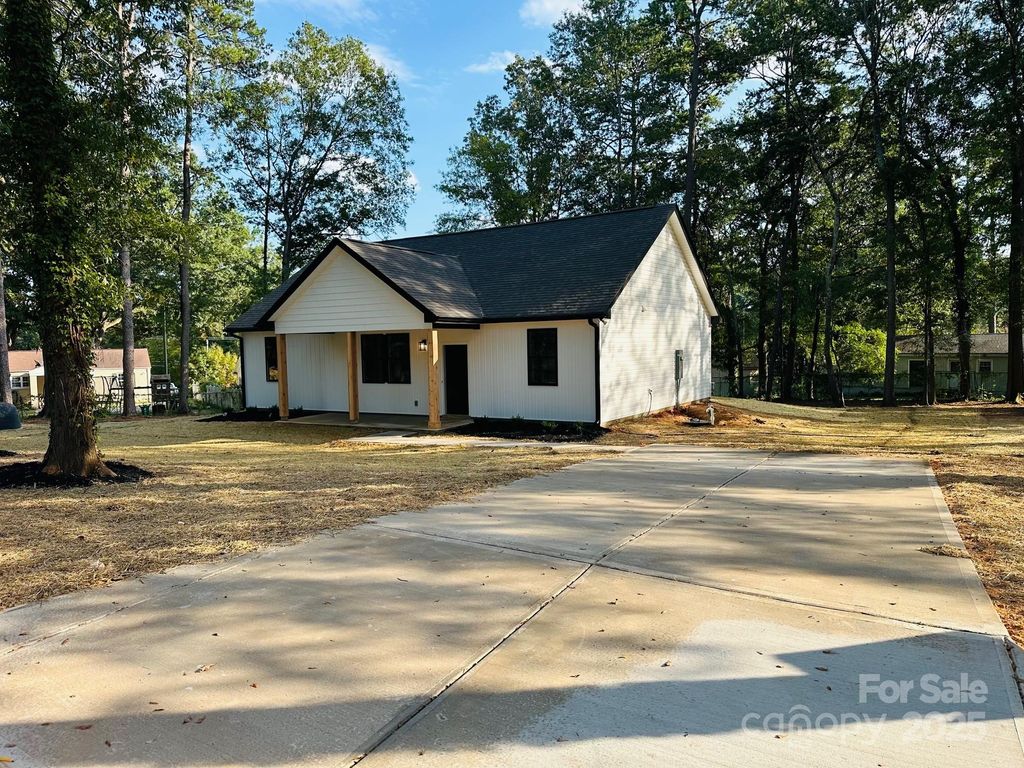 901 W Ninth Avenue, Gastonia, NC 28052