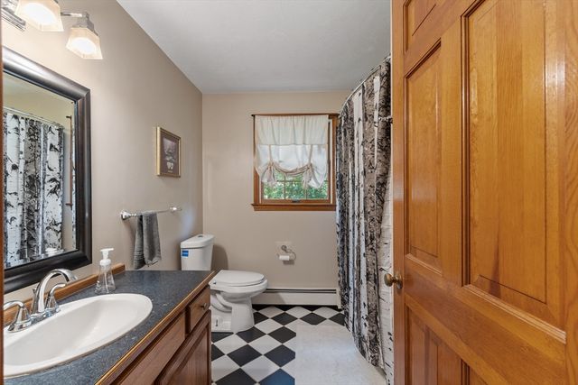 492 Stow Rd, Marlborough, MA 01752