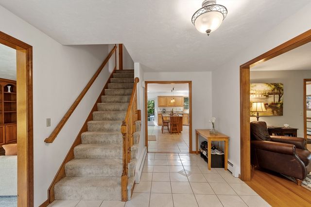 492 Stow Rd, Marlborough, MA 01752