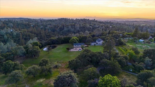 20525 Poker Flats, Penn Valley, CA 95946