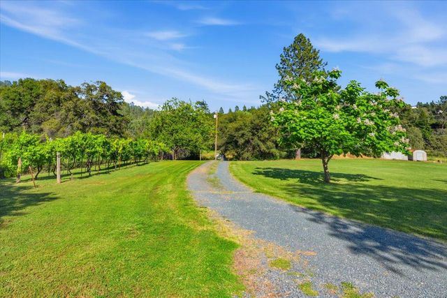 20525 Poker Flats, Penn Valley, CA 95946