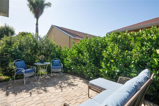 3308 Duchess DR, Naples, FL 34112