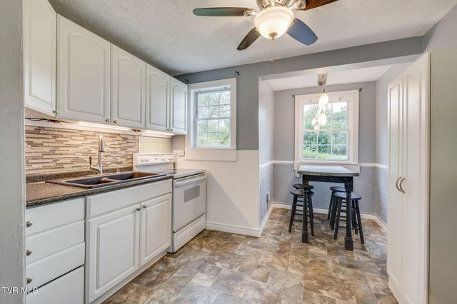 317 Sewanee Avenue -, Kingsport, TN 37660