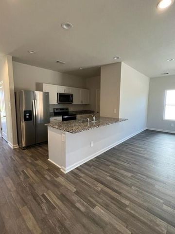 417 Del Monte Drive, Huntsville, TX 77320