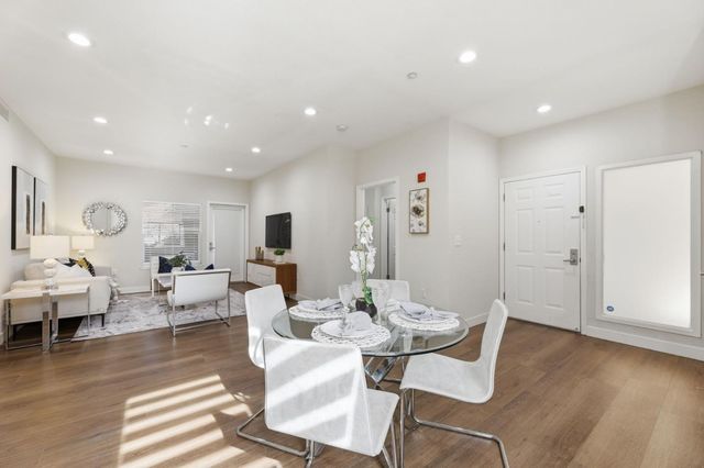 2177 Alum Rock Avenue 111, San Jose, CA 95116