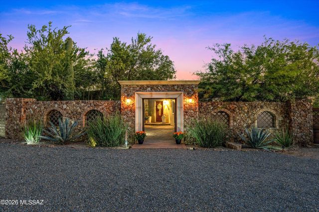 5000 W Camino De Manana, Tucson, AZ 85742
