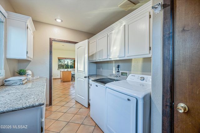 5000 W Camino De Manana, Tucson, AZ 85742