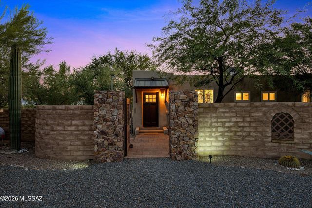 5000 W Camino De Manana, Tucson, AZ 85742