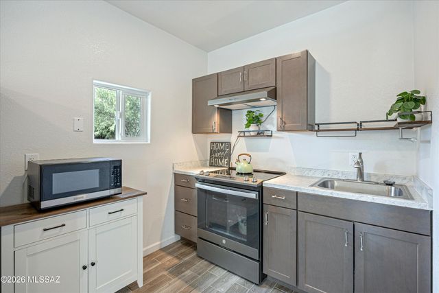5000 W Camino De Manana, Tucson, AZ 85742