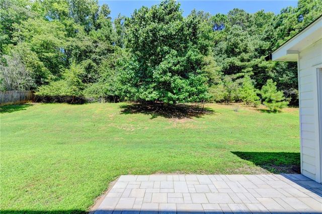 6336 Spring Lake Drive, Flowery Branch, GA 30542