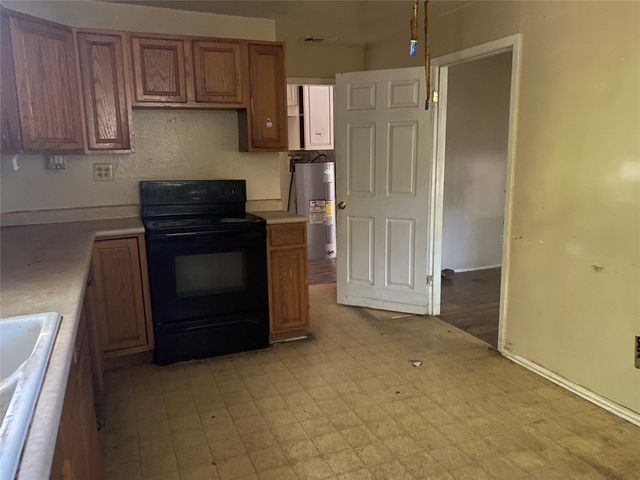 108 Linda ST, San Marcos, TX 78666