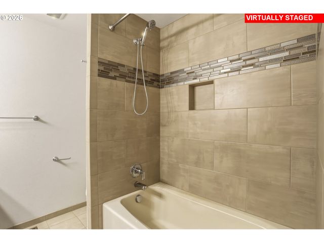 7611 Se 141ST Ave, Portland, OR 97236