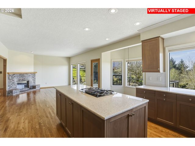 7611 Se 141ST Ave, Portland, OR 97236