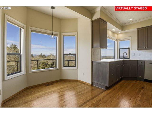 7611 Se 141ST Ave, Portland, OR 97236