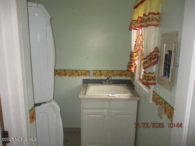 12403 Lagoon Drive, Curtice, OH 43412