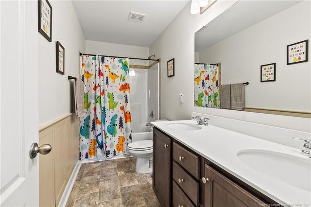 216 Bunting Drive, Lillington, NC 27546