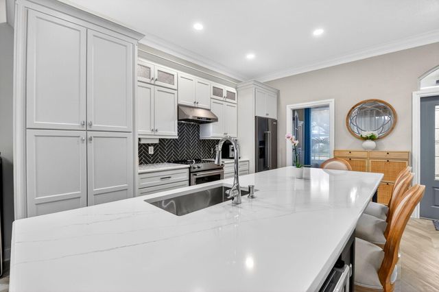 13567 Weyburne Drive, Delray Beach, FL 33446