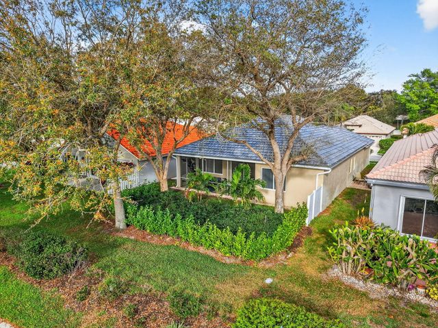 13567 Weyburne Drive, Delray Beach, FL 33446