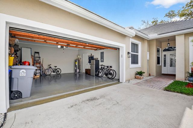 13567 Weyburne Drive, Delray Beach, FL 33446