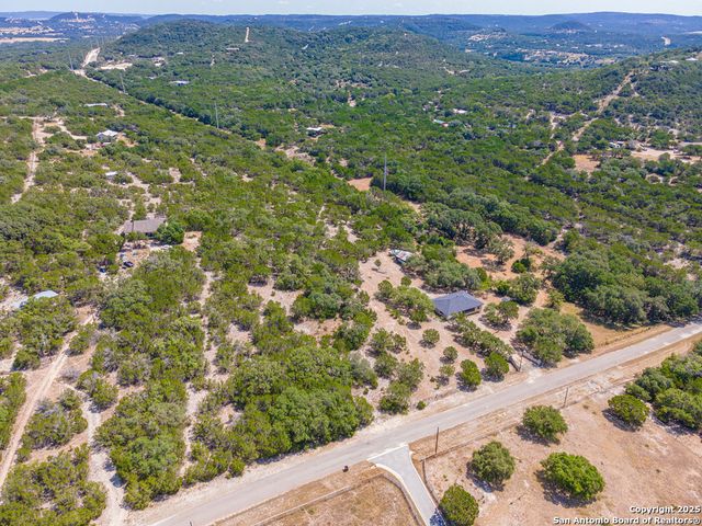 371 Lake Country, Lakehills, TX 78063