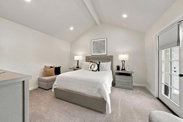 126 Avellino Circle, Palm Desert, CA 92211
