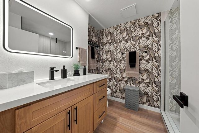 126 Avellino Circle, Palm Desert, CA 92211