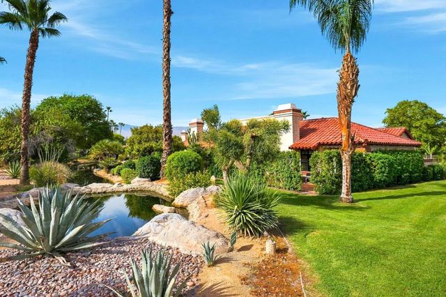 126 Avellino Circle, Palm Desert, CA 92211