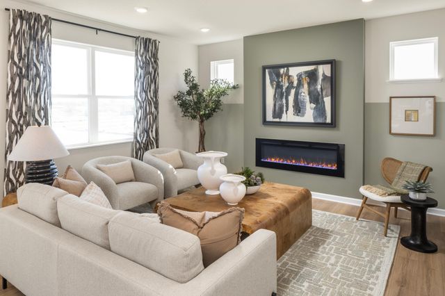 1061 Annagaire Curve, Rosemount, MN 55068