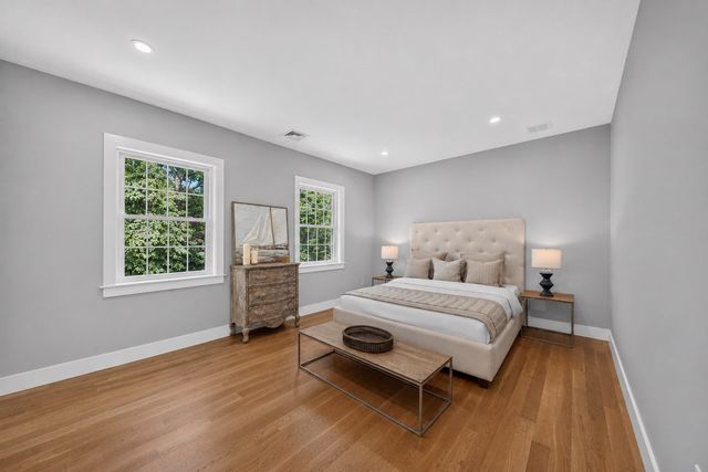 11 Viking Road, Winchester, MA 01890