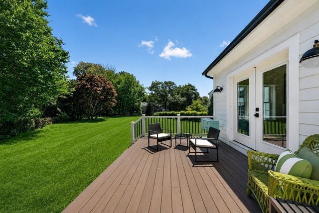 11 Viking Road, Winchester, MA 01890