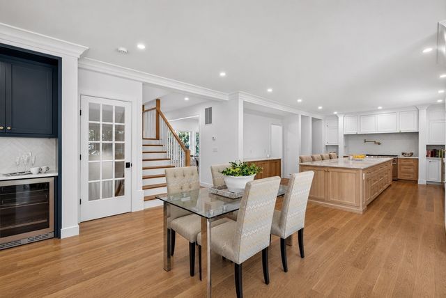 11 Viking Road, Winchester, MA 01890