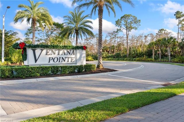 10494 Ventana LN, Naples, FL 34120