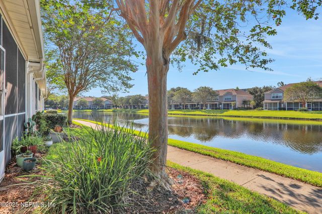 11194 CAMPFIELD Circle, Jacksonville, FL 32256