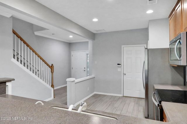 11194 CAMPFIELD Circle, Jacksonville, FL 32256