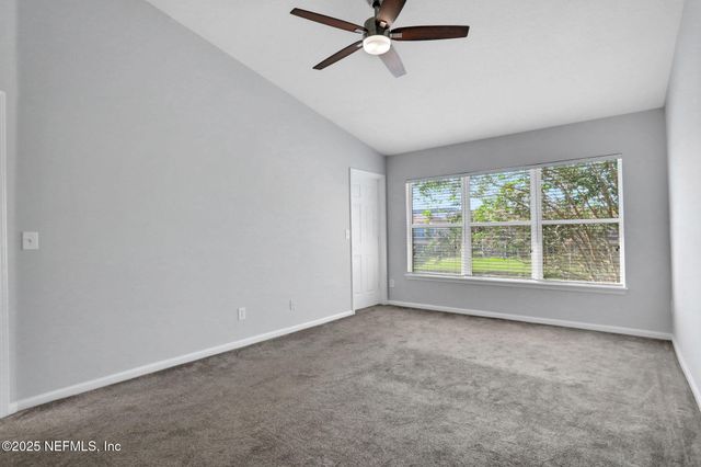 11194 CAMPFIELD Circle, Jacksonville, FL 32256