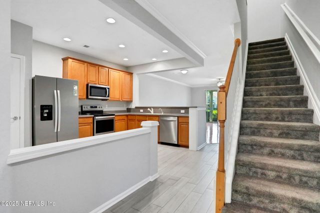 11194 CAMPFIELD Circle, Jacksonville, FL 32256